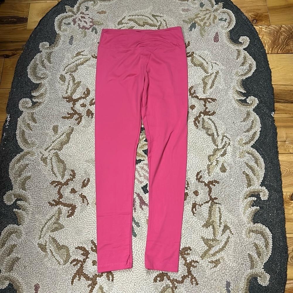 LuLaRoe One Size Solid Pink Leggings